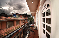 هتل DOM HIMALAYA